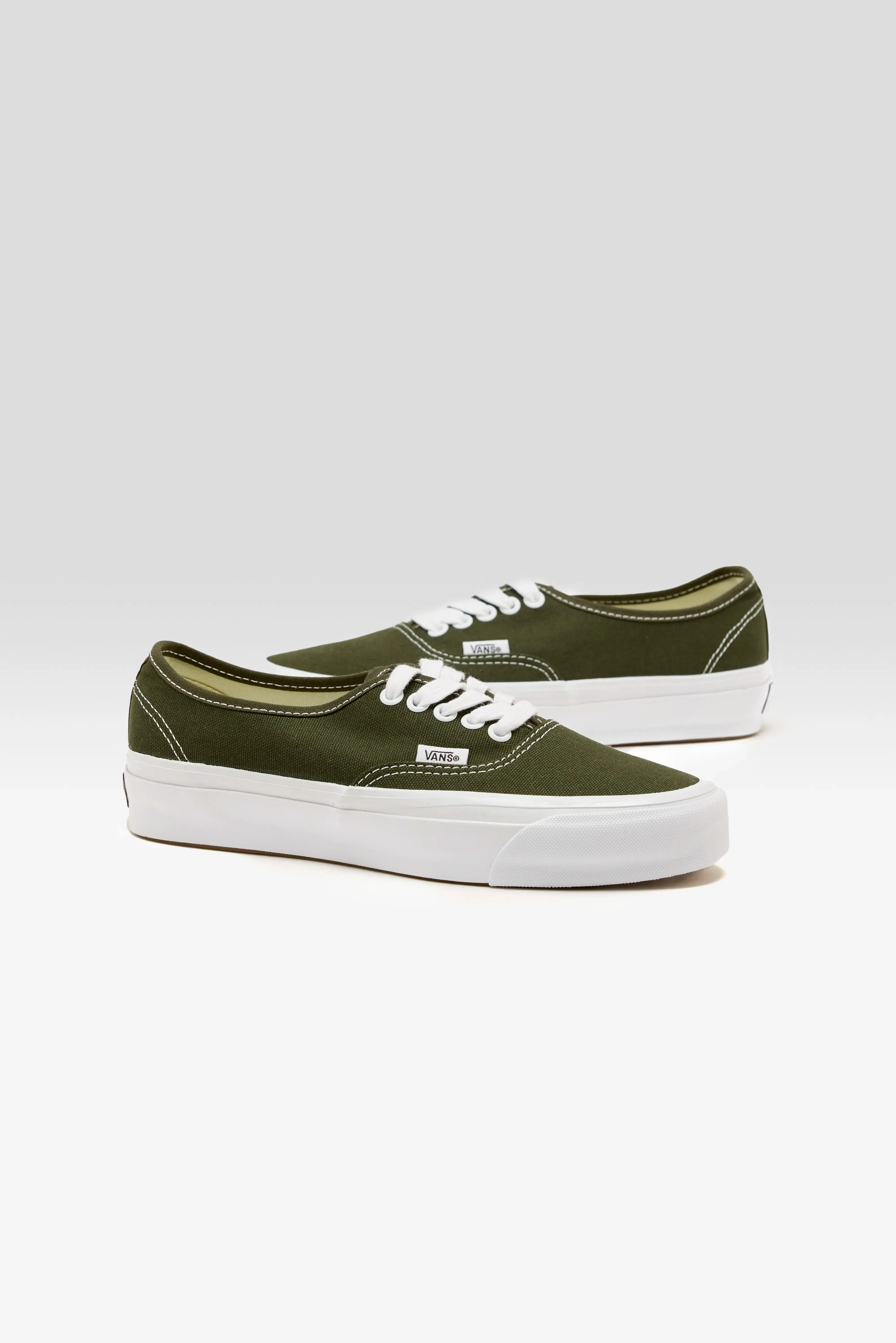 Premium Authentic 44 for Women   (251 / W / GREEN)